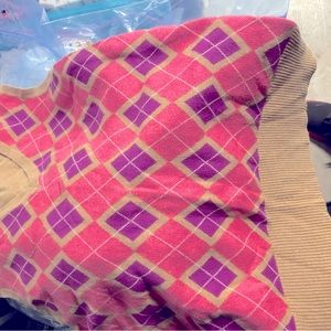 Argyle sweater tank top style no sleeves